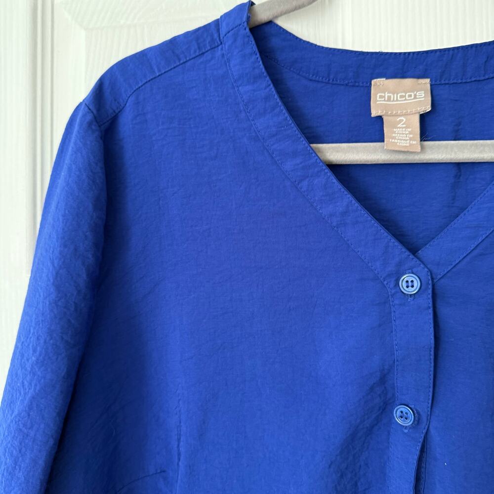 Chico's Women's Blue Button Down Roll Tab Sleeve V-Neck Top Size 2 - Picture 12 of 14